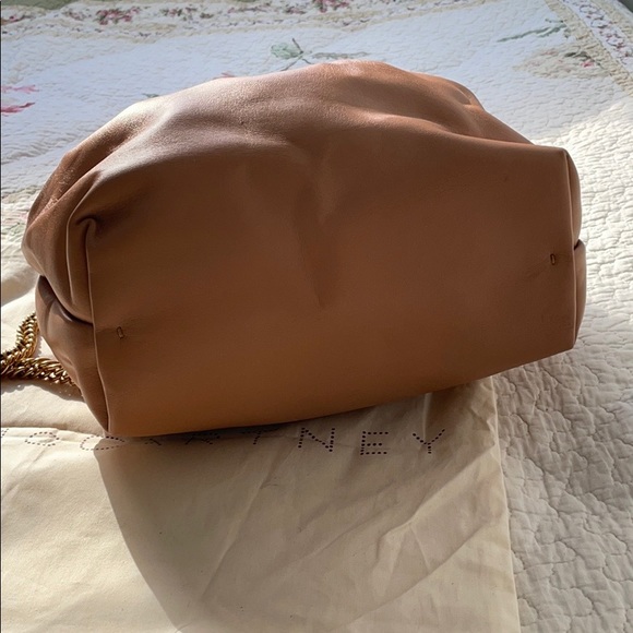 Stella Mccartney gold chain bucket bag - Picture 11 of 16